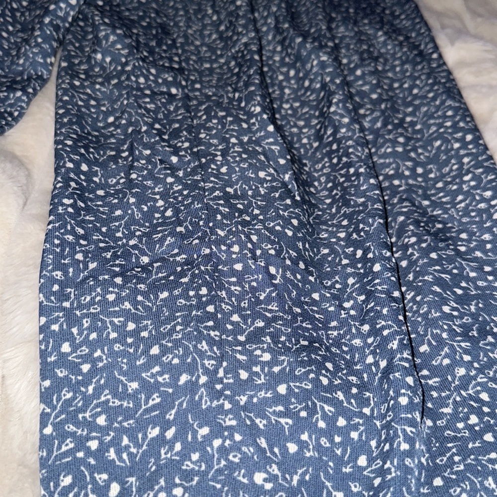 Size medium 100% polyester harem pants - Picture 2 of 4